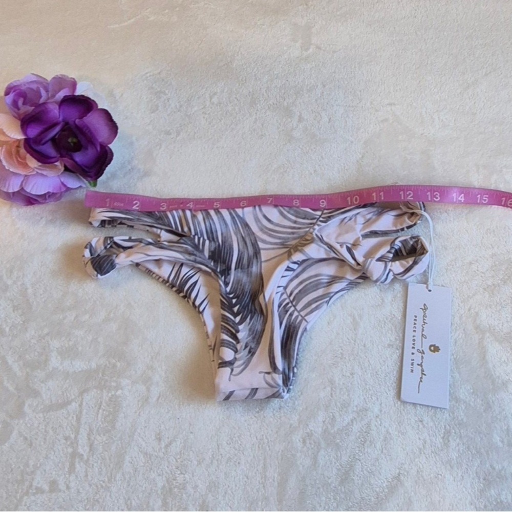SPIRITUAL GANGSTER Women's Barbados Bottom Swimsuit color SND. Size SMALL. - Picture 5 of 7